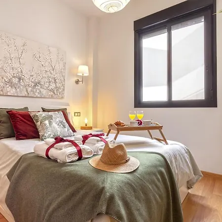 -malagasunapts-romantic Private Terrace&shared Pool *