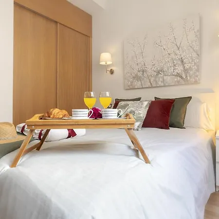 Apartment -malagasunapts-romantic Private Terrace&shared Pool Malaga