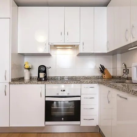 Apartment -malagasunapts-romantic Private Terrace&shared Pool *